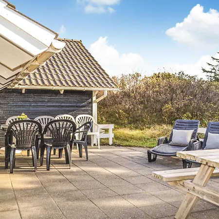 Semesterbostad Nice Home In Hvide Sande With Sauna