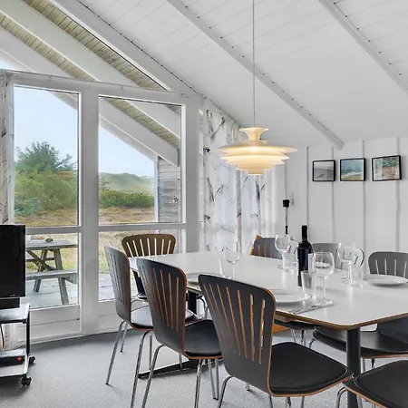 Nice Home In Hvide Sande With Sauna